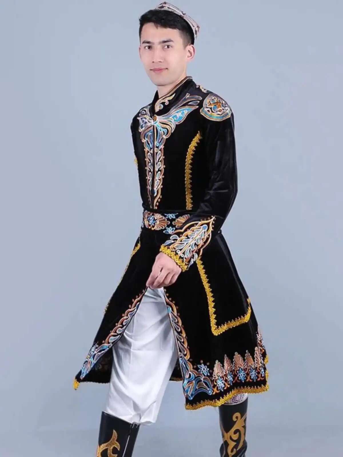 새로운 신장 댄스 의류 우이족 남성 의류 잘 생긴 코트 - Ethnic Clothing & Online Fashion Store Khaadi Us 리뷰 및 가격